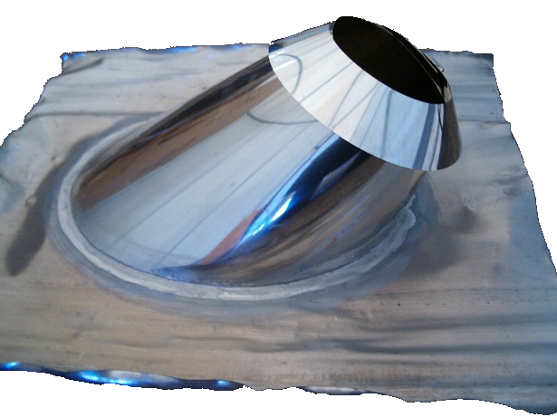 Solin de toit pente 30°-45° pour tuyau double paroi de diamètre 150 mm